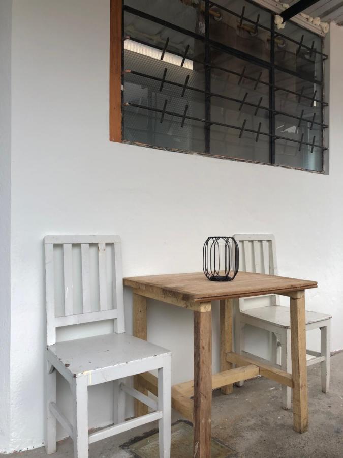 Tiny Apartment In The City Rooftop Terrace Baños Exterior foto