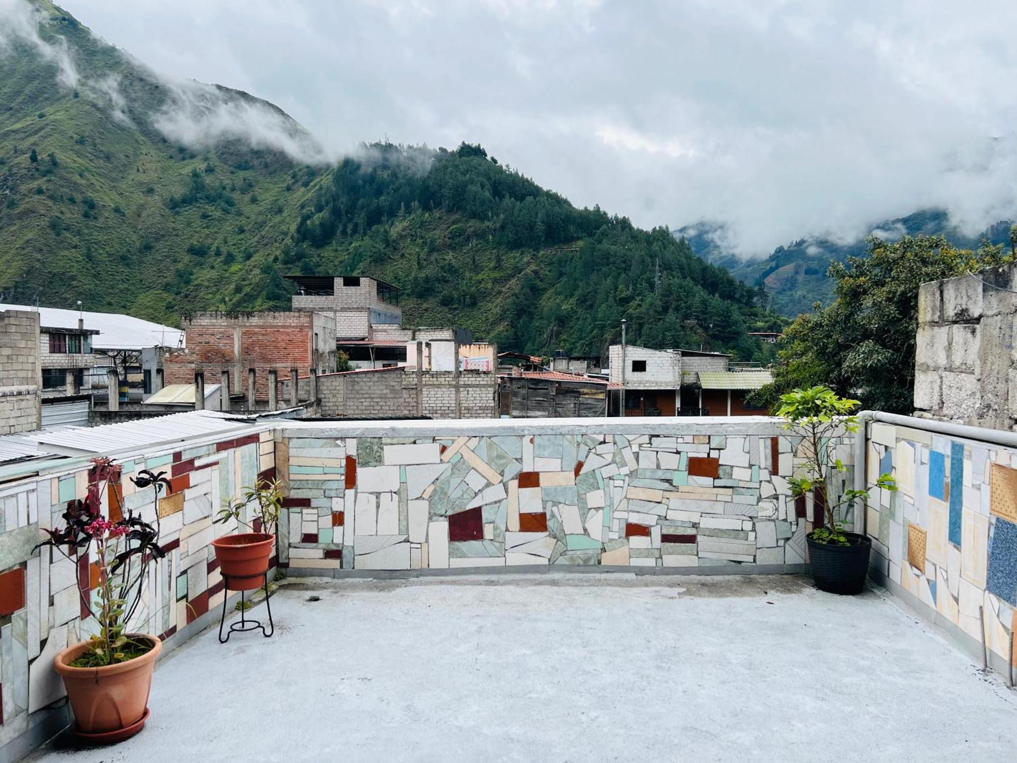 Tiny Apartment In The City Rooftop Terrace Baños Exterior foto
