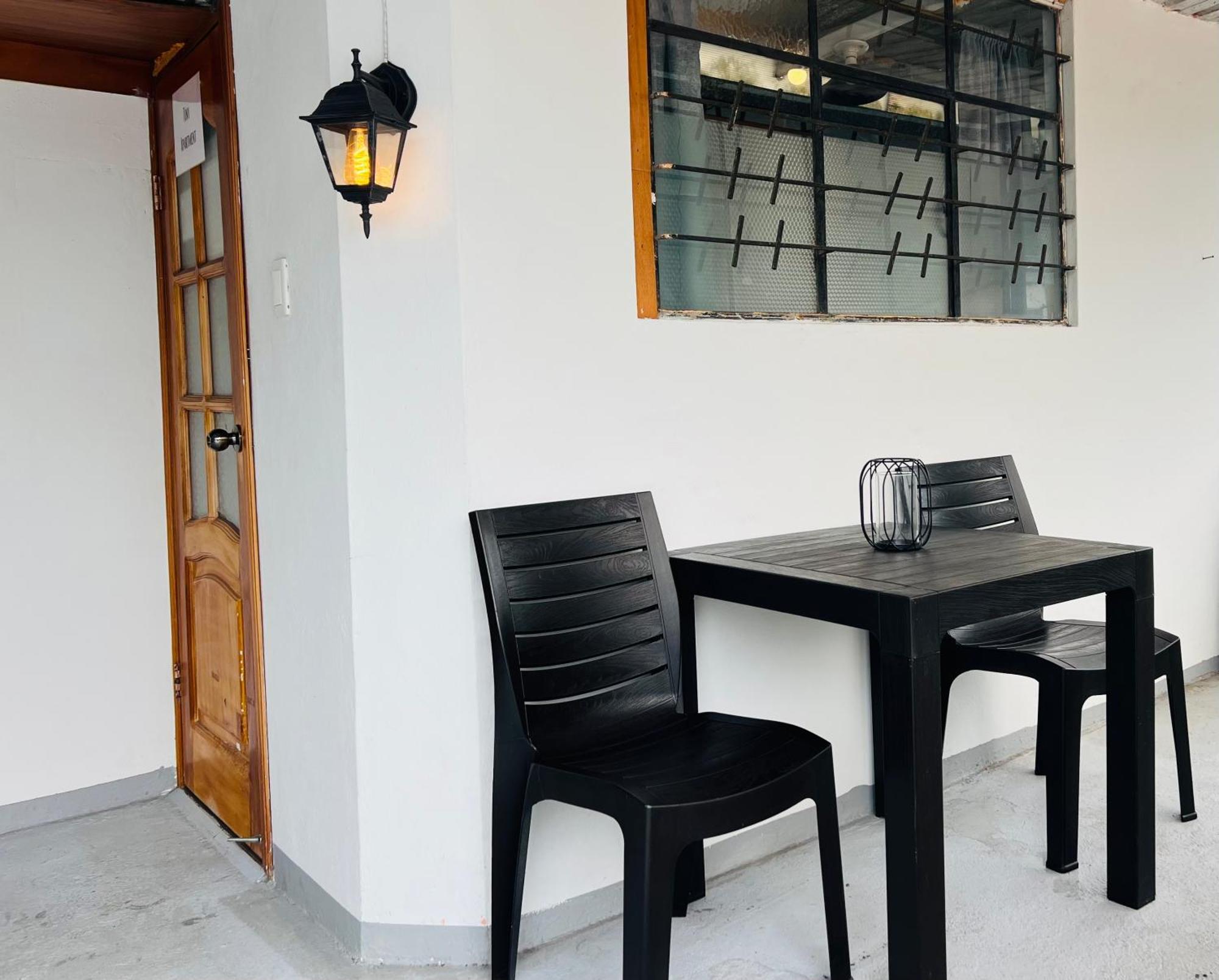 Tiny Apartment In The City Rooftop Terrace Baños Exterior foto